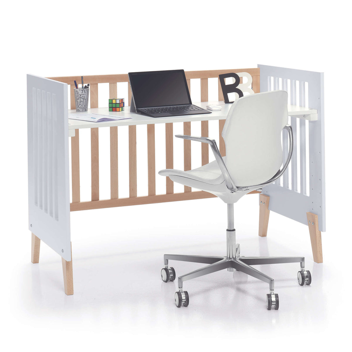 Cuna-sofá 60x120cm convertible en escritorio