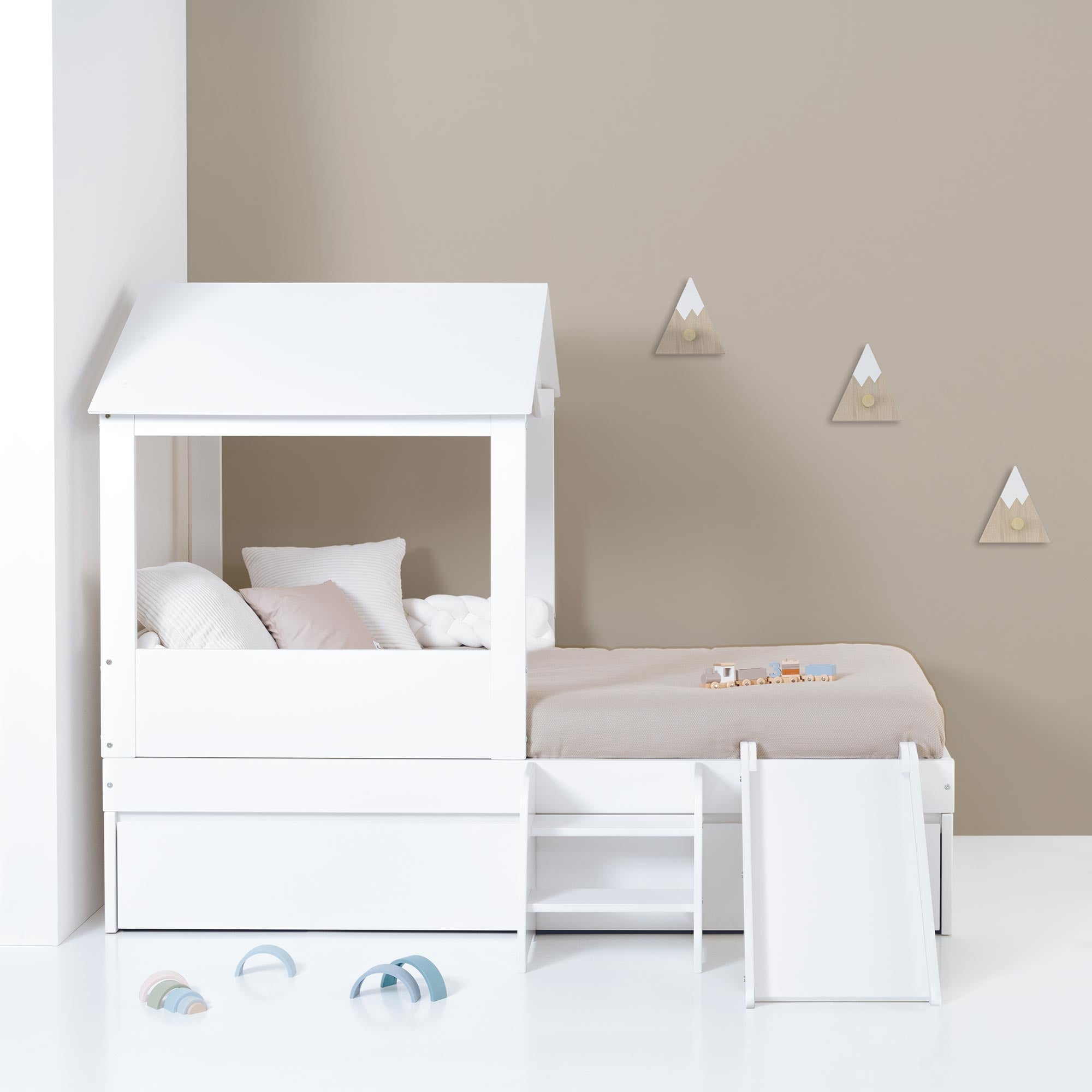 Cama casita con barandilla + cama de arrastre madera blanco 90x190cm