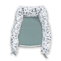 Babynest (mit Anti-Reflux-Keilkissen) Eukalyptusblättern · Musgo 666C-118