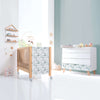 Lit bébé 60x120 cm avec sticker feuilles eucalyptus · Ombra Musgo C167V-M9577-118