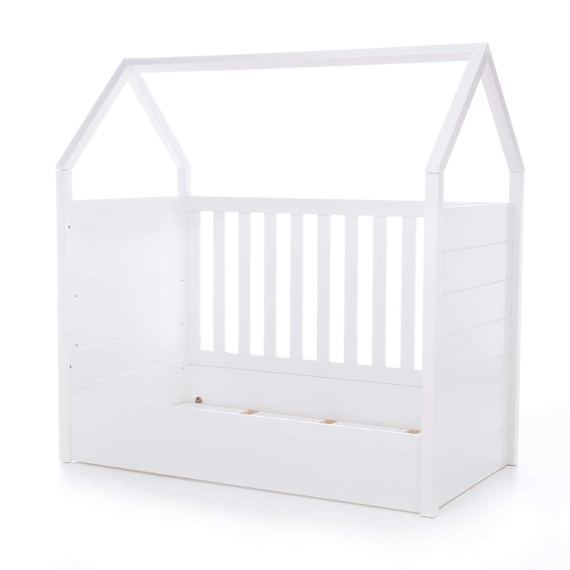 Estructura de cuna en forma de casita para bebé