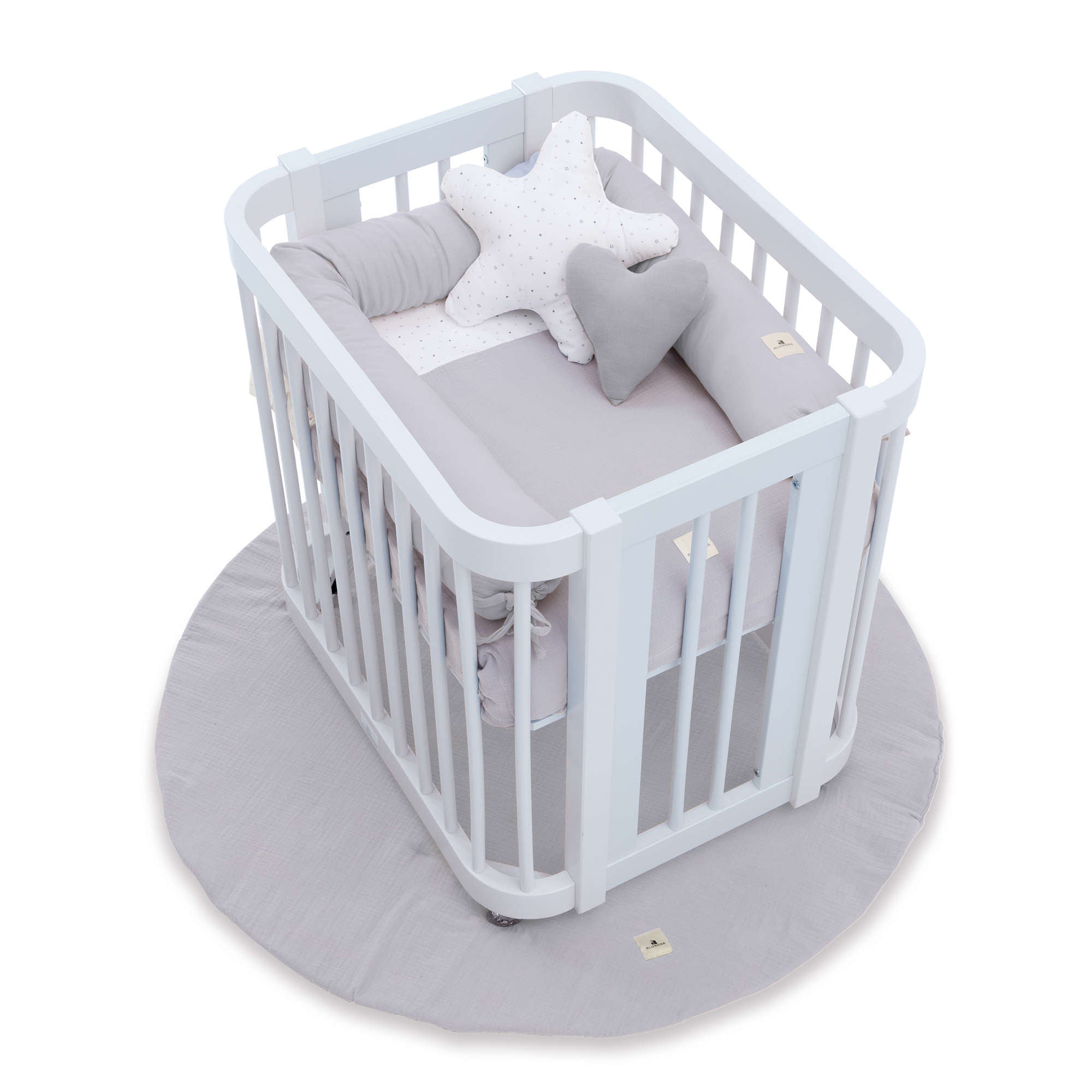 Baby oval crib 55x70 cm in white · Crea Uno Bianco C304-M1100