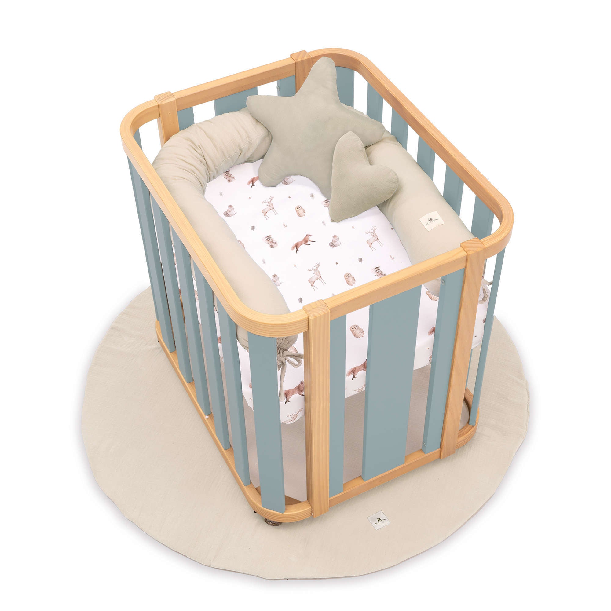 Mini berço oval 55x70 cm madeira/verde · Crea Plus Uno C354-M5057