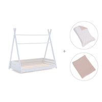 Withe Montessori bed 70x140 cm with pink flowers bedding · Homy