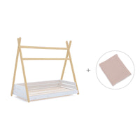 Wooden Montessori bed 70x140 cm with pink flowers bedding · Homy Life
