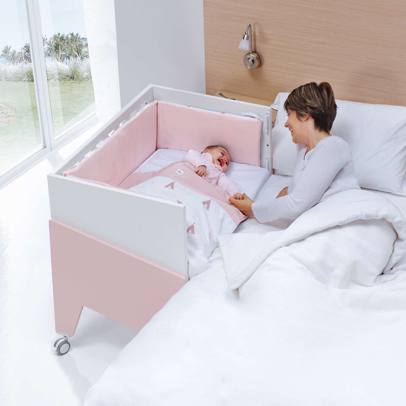 Crib with wheels convertible into crib - Pink Equo